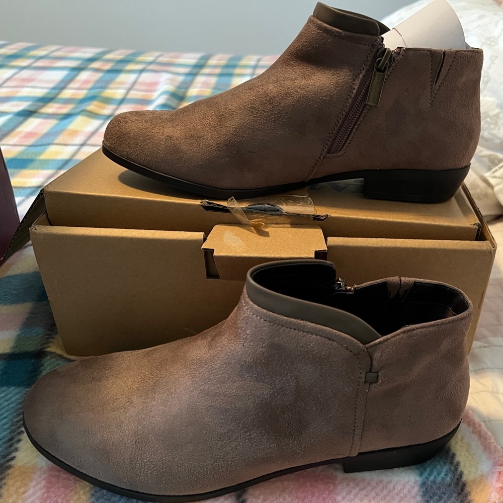 Ladies Brown Ankle Boots